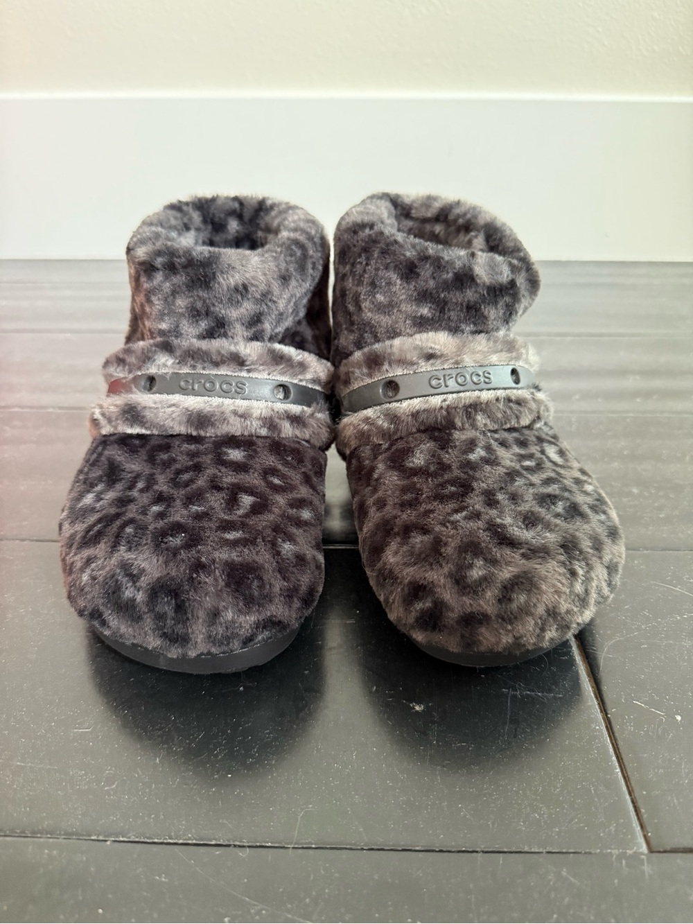 NWOT CROCS Unfurgettable Boot Black Leopard